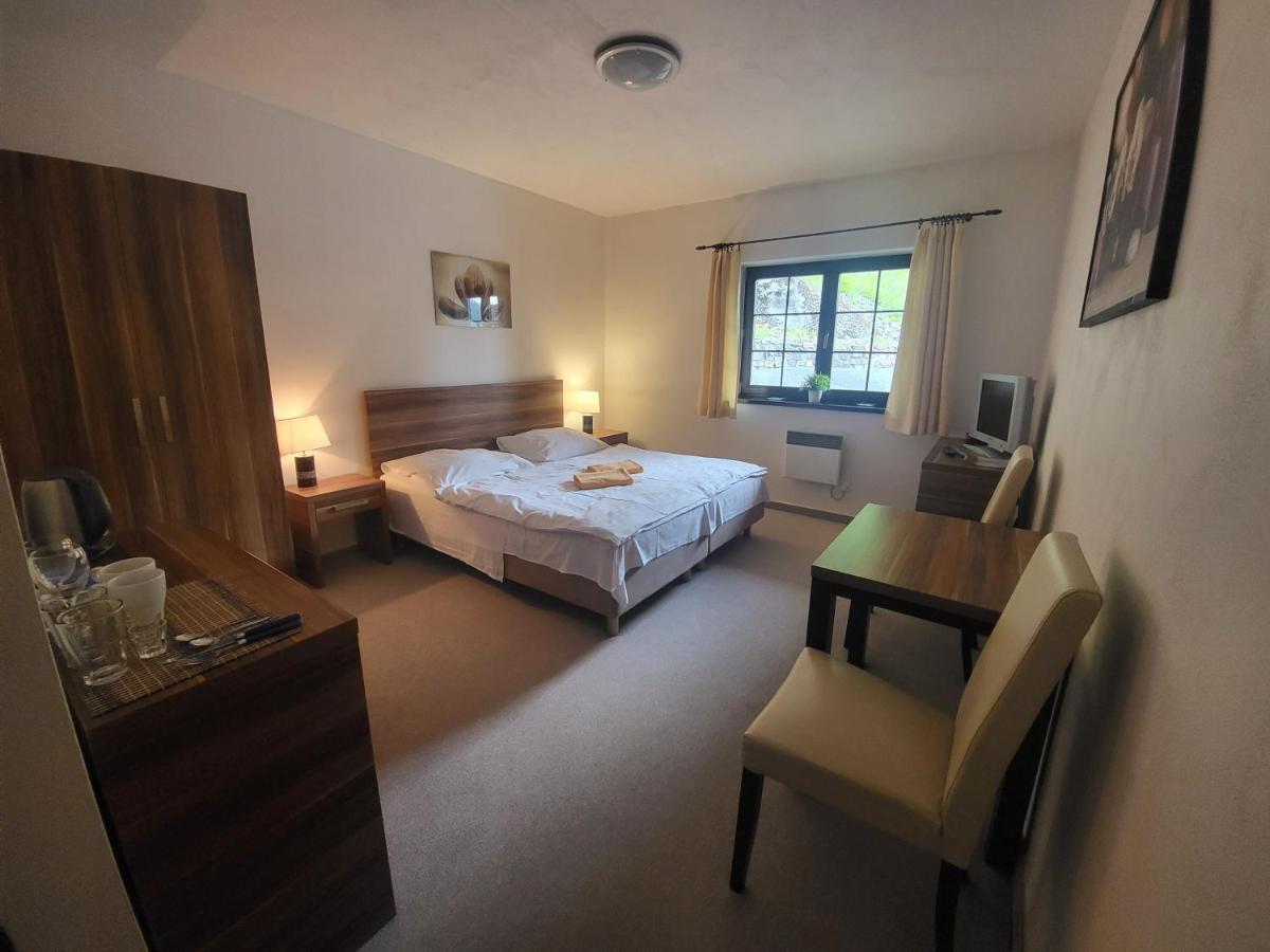 Apartmany Olivia A Olympia Liptov Ruzomberok Exteriör bild
