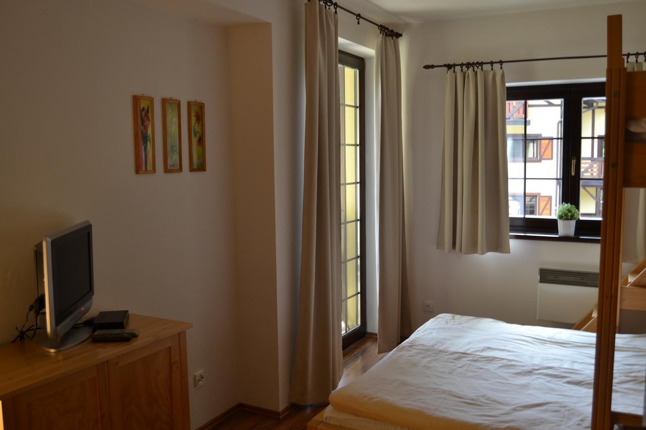 Apartmany Olivia A Olympia Liptov Ruzomberok Exteriör bild